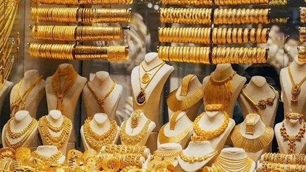 الذهب يتراجع في السعودية: تعرف على الأسعار الجديدة ليوم الإثنين