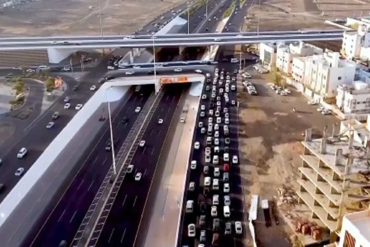 تحول تاريخي: أمانة المدينة المنورة تكشف عن خطة مرورية عملاقة لإنهاء مشاكل السير بشكل جذري!