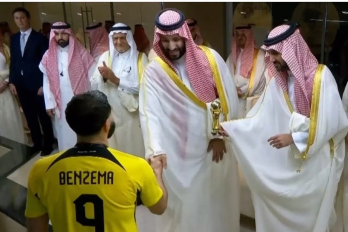لقاء استثنائي.. بنزيما ومحمد بن سلمان في صورة تشعل الأوساط الرياضية!