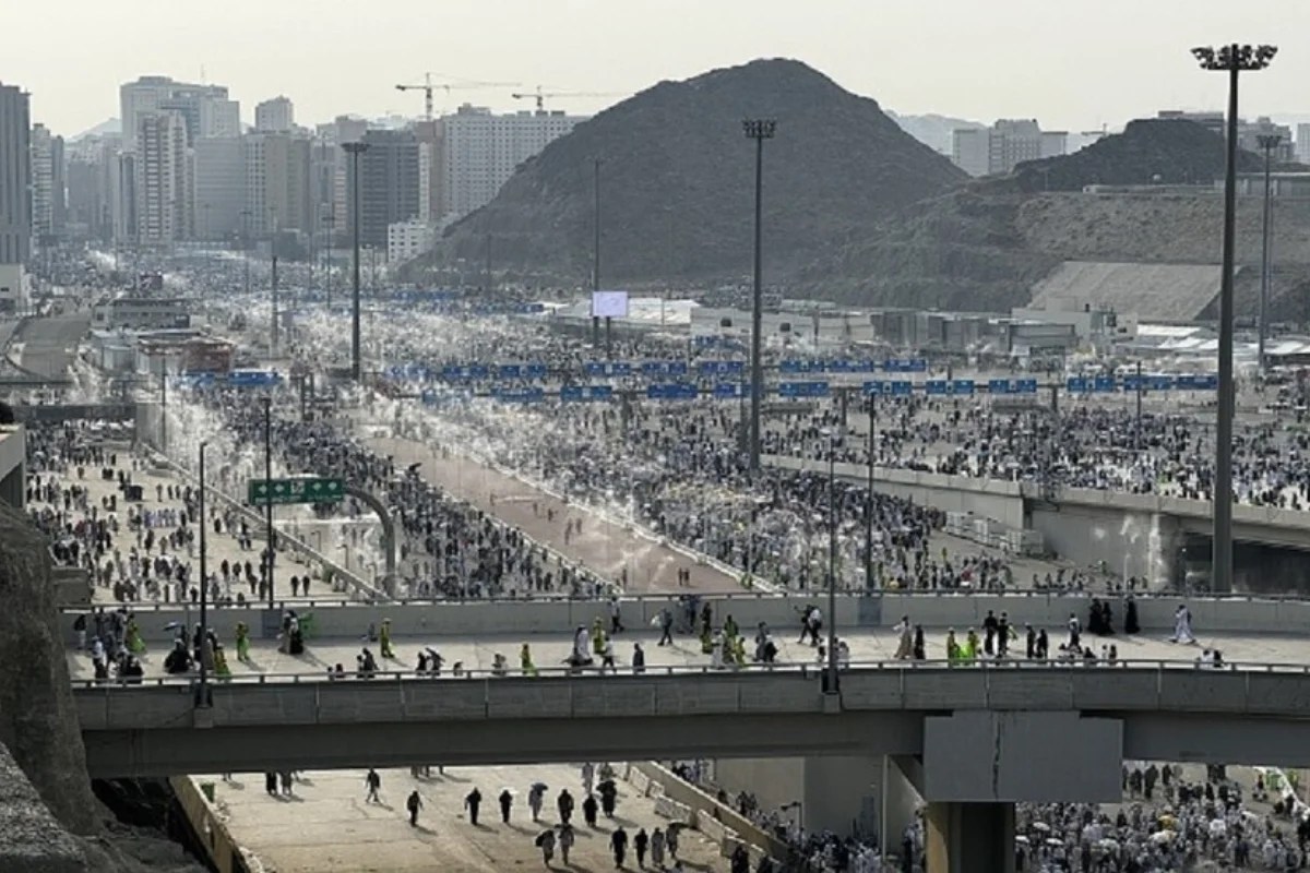 مركز الفلك الدولي يعلن موعد عيد الأضحى في معظم الدول الإسلامية