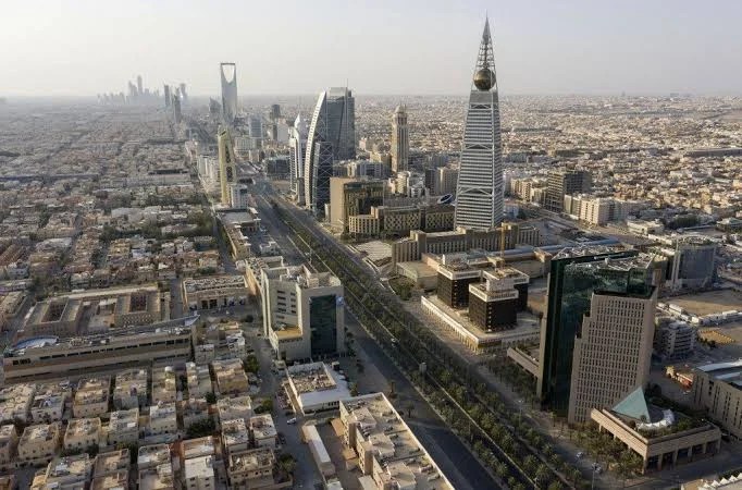 بدون كفيل في السعودية 2026.. خطوات الحصول على تأشيرة العمل المستقل وشروط التقديم بدون كفيل في السعودية 2026.. خطوات الحصول على تأشيرة العمل المستقل وشروط التقديم