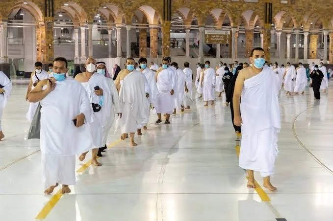 تنبيه عاجل من &laquo;الحج والعمرة&raquo; للمعتمرين مع اشتداد موجة الحر