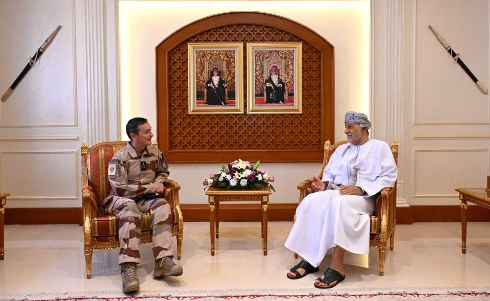 السيد شهاب يستقبل مسؤولًا فرنسيًّا