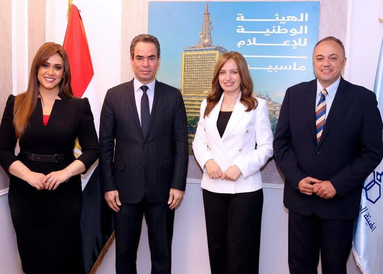قريبا إنطلاق البرنامج الجديد (العالم غداً) علي القناة الأولي والفضائية المصرية