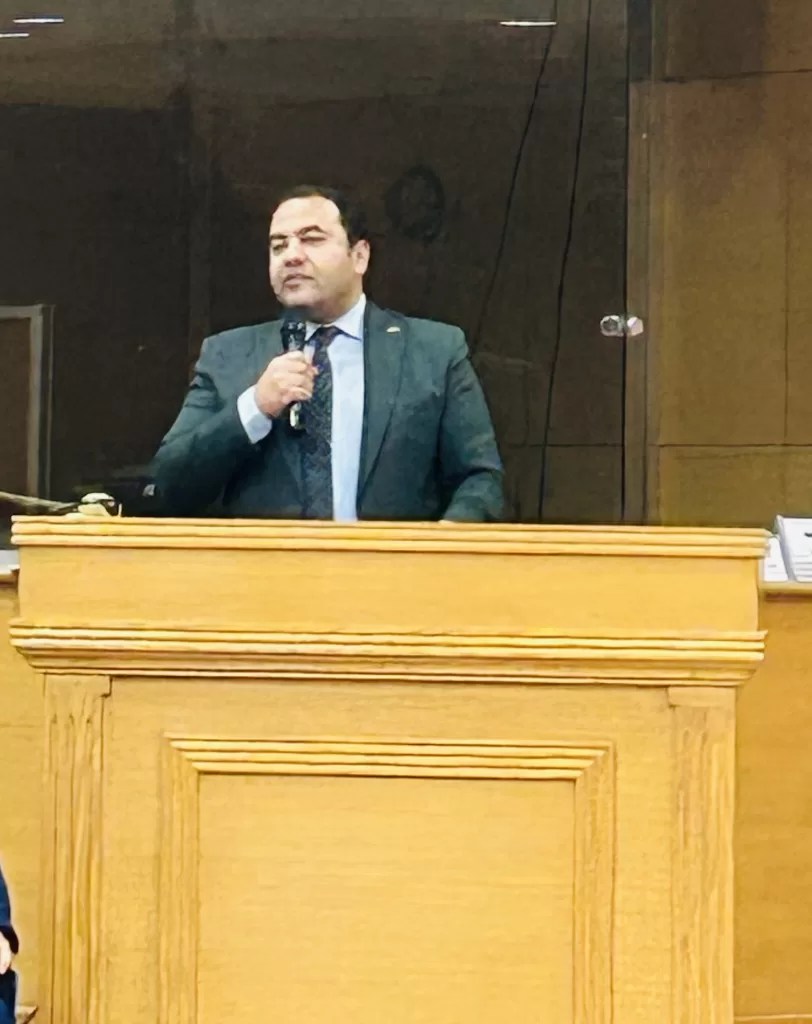 الضوي: تأخر الشحنات يهدد مواسم التمور.. ومصر تملك فرصًا لتعزيز مسارات التصدير الضوي: تأخر الشحنات يهدد مواسم التمور.. ومصر تملك فرصًا لتعزيز مسارات التصدير