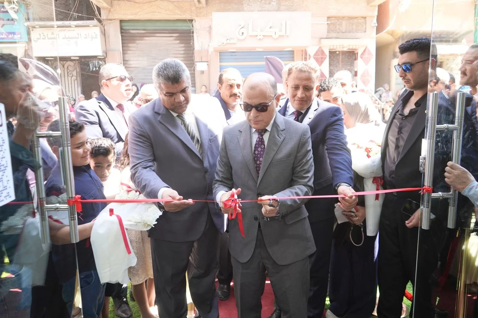 محافظ الغربية افتتح منفذين لـ&laquo;مستقبل مصر&raquo; بكفر الزيات والدلجمون.. ويؤكد نصل بخير مصر إلى أهالينا في قلب القرى