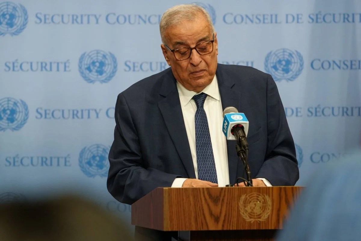 عدد النازحين بسبب الحرب يقترب من نصف مليون نازح