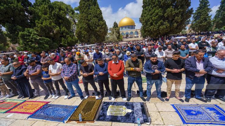 &ldquo;الأورومتوسطي&rdquo; يستنكر اجراءات العدو الإسرائيلي في التضييق على قاصدي المسجد الأقصى