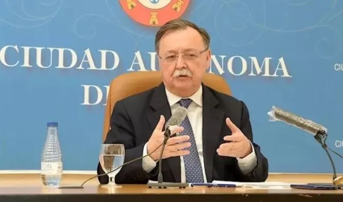 العبور الجماعي… رئيس حكومة سبتة المحتلة يمهل سانشيز 30 يوما قبل اللجوء إلى القضاء العبور الجماعي… رئيس حكومة سبتة المحتلة يمهل سانشيز 30 يوما قبل اللجوء إلى القضاء