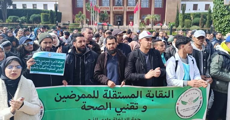 ترقيات متأخرة تشعل غضب الشغيلة الصحية&hellip; النقابة تحذر من احتقان القطاع