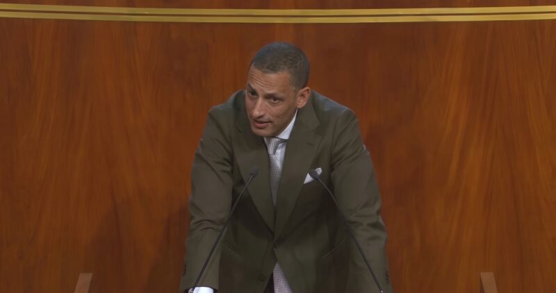 برلماني حركي يطالب بكشف حقيقة 280 مليار ويثير اختلالات الدعم الاجتماعي والتغطية الصحية برلماني حركي يطالب بكشف حقيقة 280 مليار ويثير اختلالات الدعم الاجتماعي والتغطية الصحية
