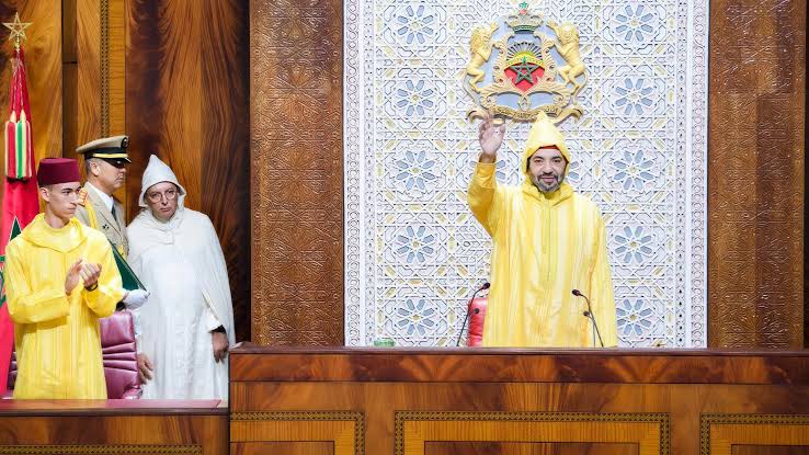باحث: افتتاح البرلمان قبل تشكيل الحكومة لا يعلق أجل إيداع قانون المالية