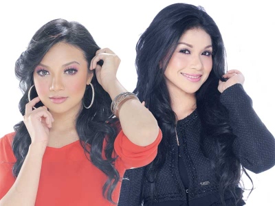 Bagaimanapun, pemenang dewi remaja selepas neelofa ini cukup senang andai ditanya rakan media mengenai gerangan lelaki yang bertakhta di hatinya kini. Neelofa Akan Saman Anzalna Amelmy