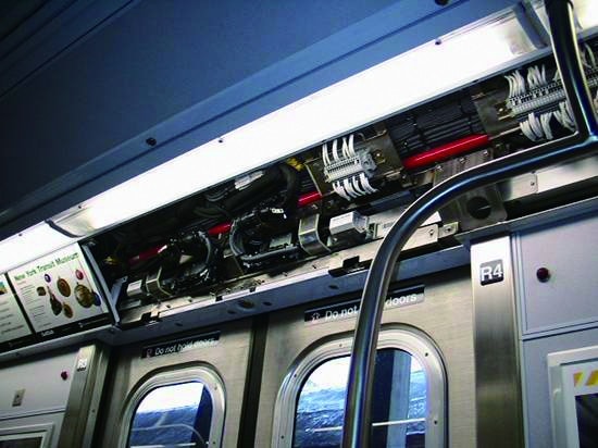 Metro Sliding Door Operating System Electric Driven Railcar Door Open
