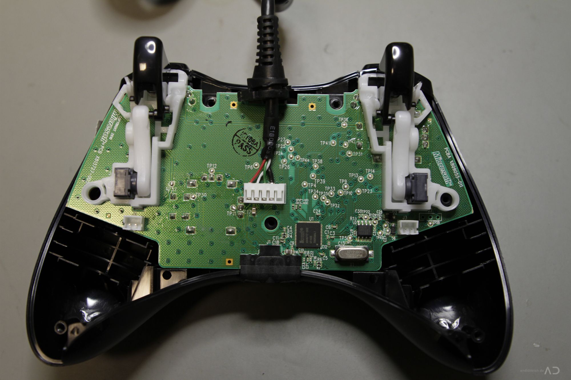 Either way you wouldn't use a power cable, . XBox 360 Controller Advanced Rapidfire Mod Â« Beyond Technology