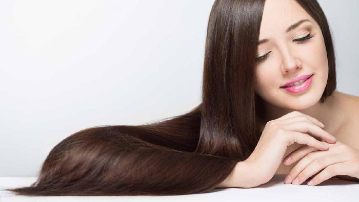 Biasa tampil dengan rambut panjang, … Tips Merawat Rambut Smoothing Agar Awet Dan Tahan Lama - C'est La Vie