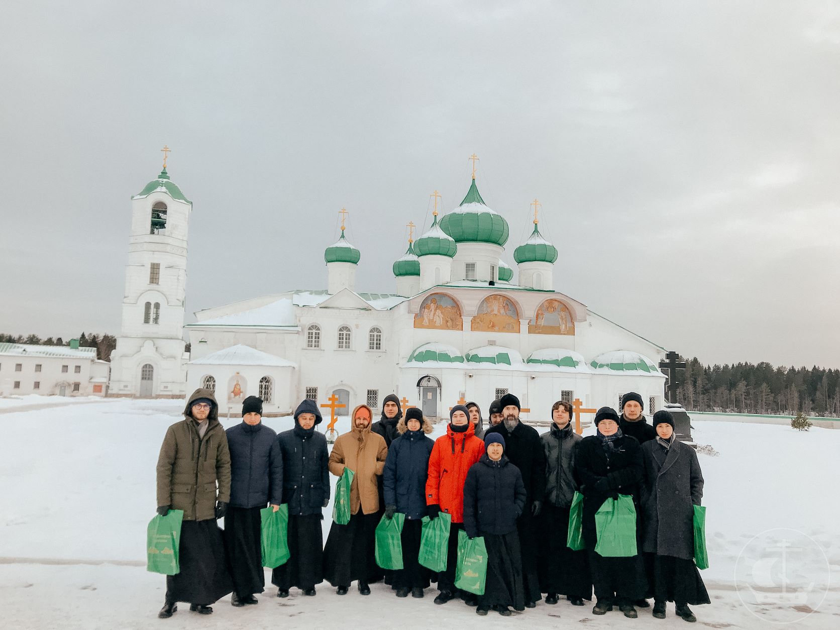 Image Для прохода монахов и паломников: Studenty Duhovnoj Akademii Sovershili Palomnicheskuyu Poezdku Po Monastyryam Mitropolii