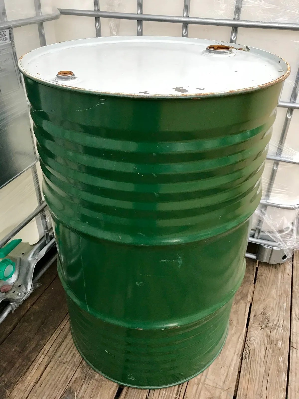 Metal 55 Gallon Food Grade (Closed top 2 bung, 2″ caps) AquaContainers