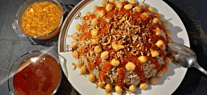 الكشري ضد Paella: الأهلي وبرشلونة يتواجهان على مائدة الطعام الكشري ضد Paella: الأهلي وبرشلونة يتواجهان على مائدة الطعام