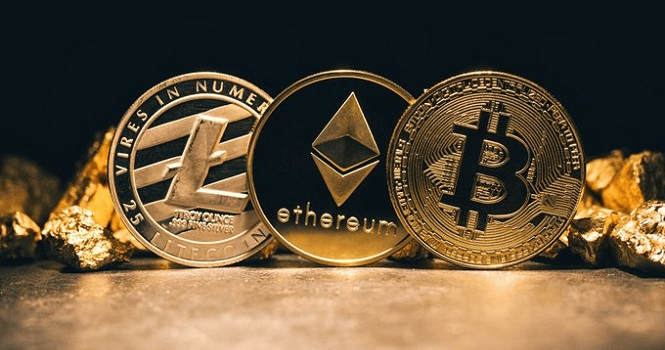 &rlm;تباين أسعار العملات المشفرة .. والبيتكوين تتداول أعلى 92 ألف دولار