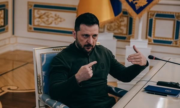 Фото: Зеленський злетів з котушок