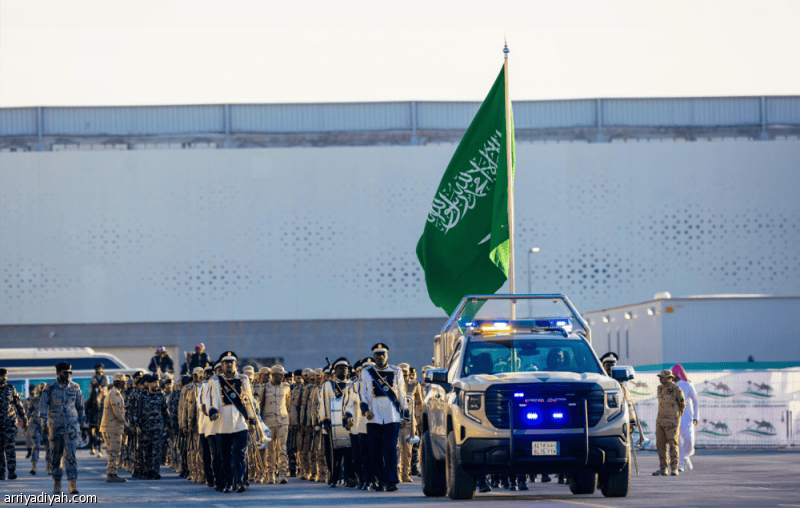 العروض العسكرية تحضر في &laquo;الصقور والصيد&raquo;