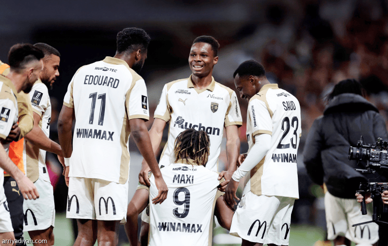 التعادل يقلص حظوظ لانس بالدوري