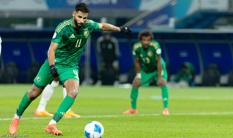 بعد أكثر من عام.. الشهري يفك شفرة جزائيات المنتخب