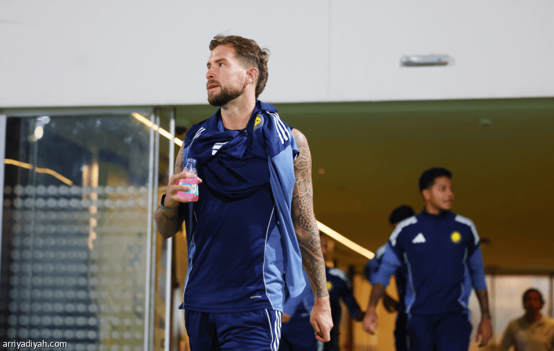 شد عضلي يبعد مارتينيز عن النصر
