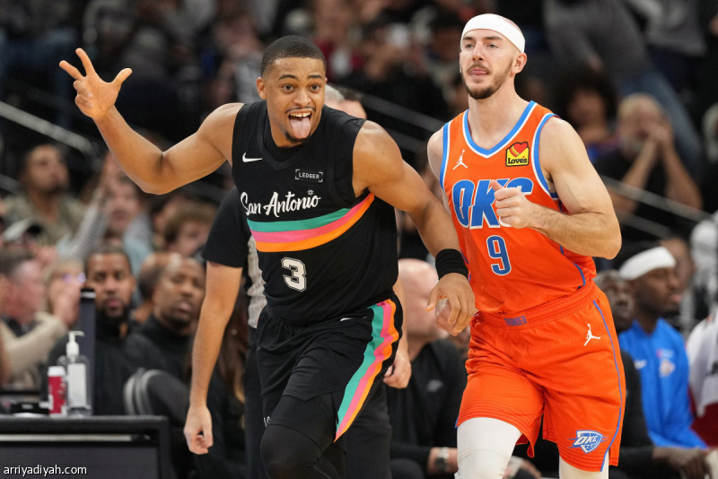 &laquo;NBA&raquo;.. سبيرز يتفوق على ثاندر ويوصل سلسلة الانتصارات