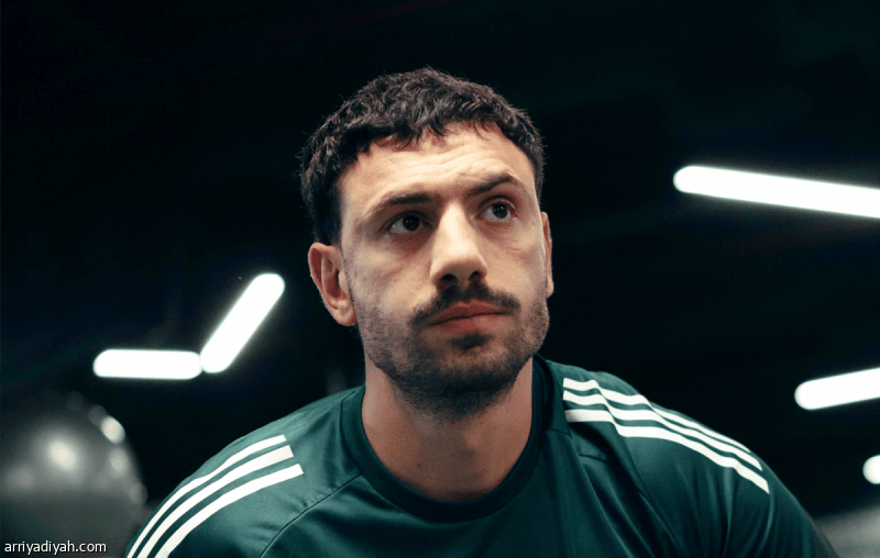 ديميرال يعود أساسيا أمام فيسيل