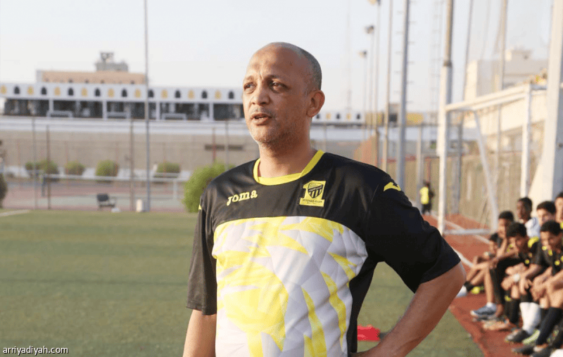 بصاص: الهلال أقرب.. وغيابات الاتحاد مؤثرة