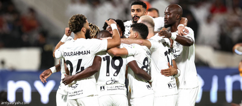 مسيرة تحتفل بأبطال روشن
