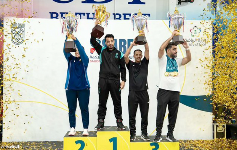 186 لاعبا يختتمون ملاكمة السيدات والأساتذة