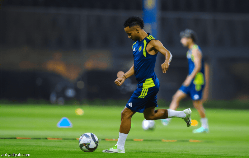 النصر يترقب عودة الناصر.. وغريب وكومان جاهزان
