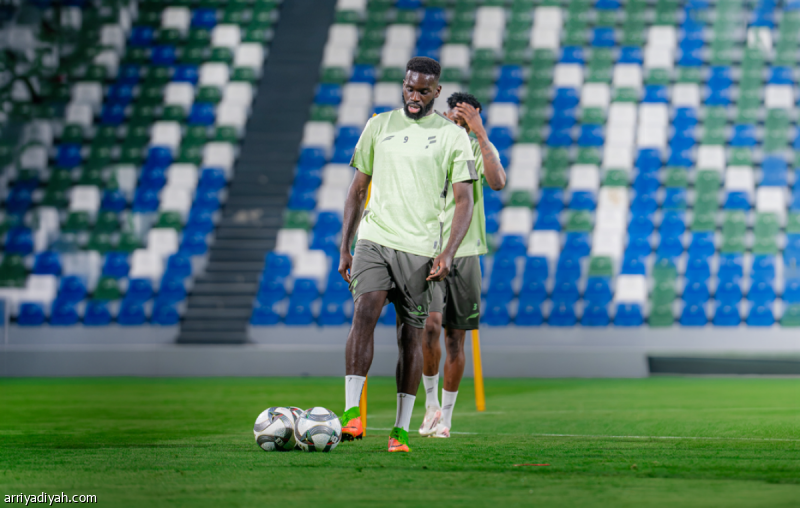 الفتح.. كانجا يدخل خيارات النصر