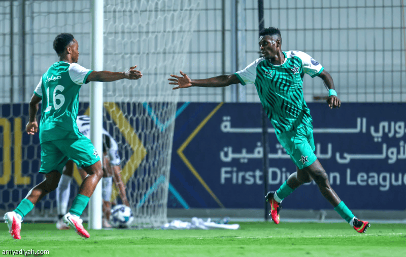 النجمة يقلبها على هجر برباعية