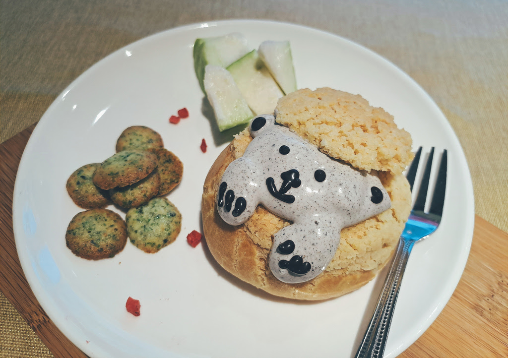 彰化咖啡廳【杉沐咖啡】位於後火車站附近 | 手沖咖啡、好吃好拍的北極熊泡芙