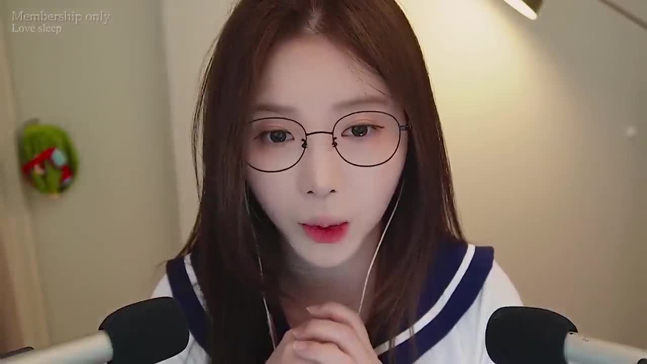 #Yoonying Membership-ASMR-러브슬립：5번의-의상체인지와-5번의-데이트-L.O.V.E-Sleep-Five-romantic-dates