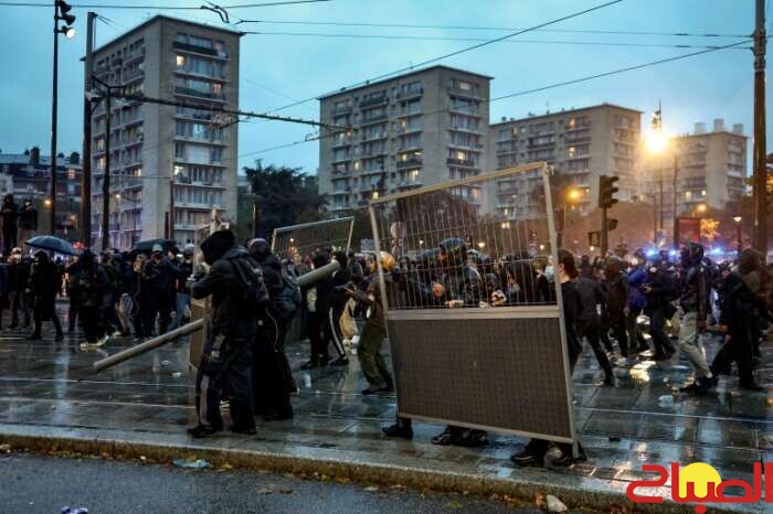إيقاف 1314 شخصا وإصابة 53 شرطيا خلال احتجاجات فرنسا