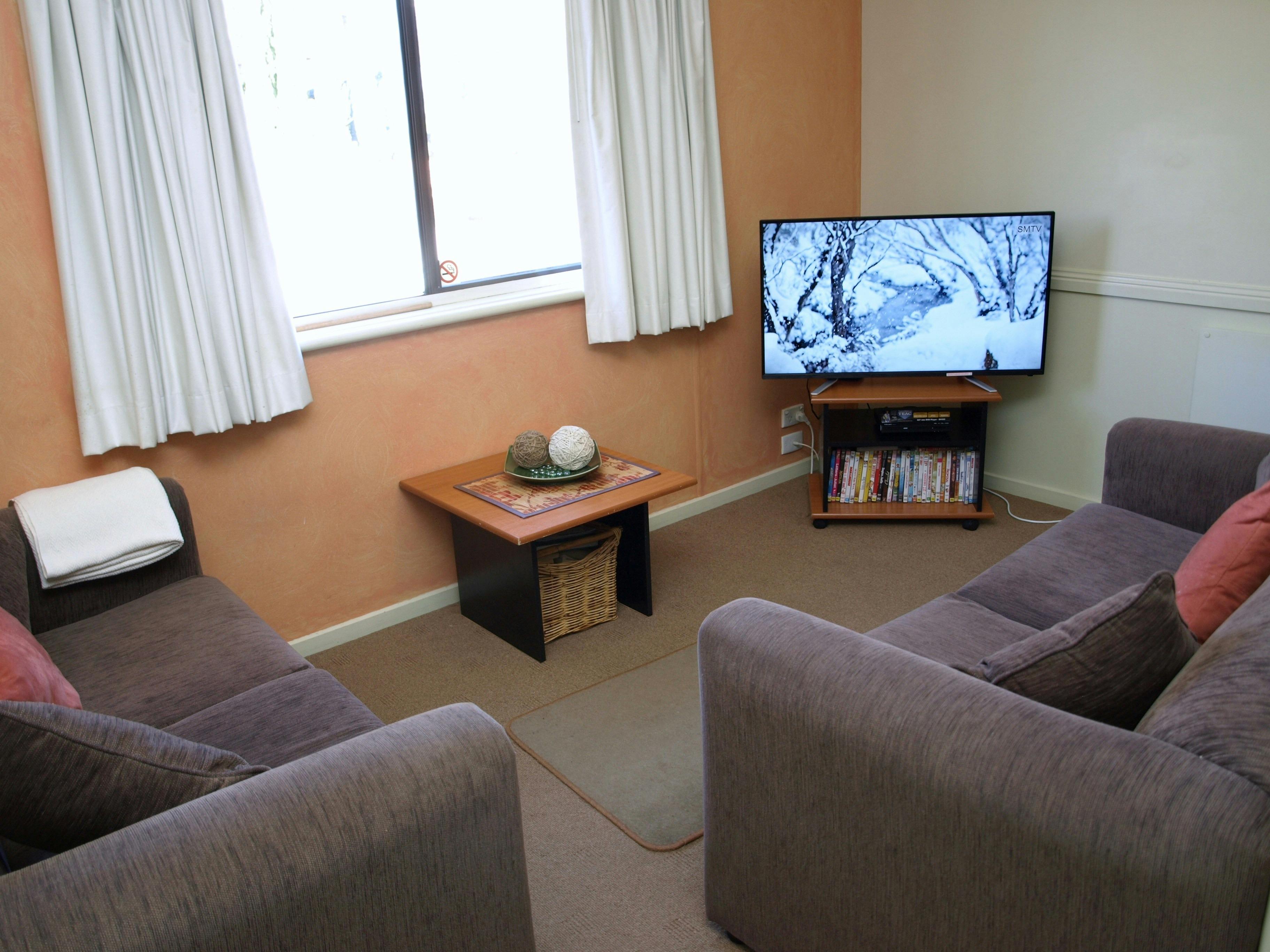 Only 2 hours from canberra and 1 hour from the ski . Jindabyne Townhouse | NSW Holidays & Accommodation, Things