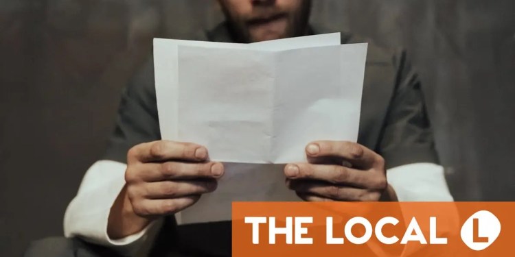 Foreign residents in Switzerland targeted by fake expulsion letters Foreign residents in Switzerland targeted by fake expulsion letters