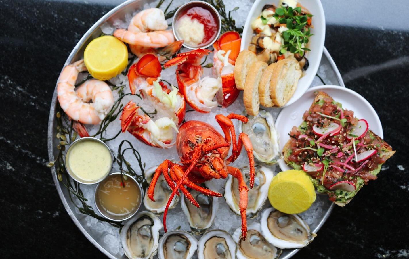 The largest area of the city, downtown is rich with historical and iconic sites in boston. Boston Food Bucket List Iconic Places To Eat Food To Try Thrillist