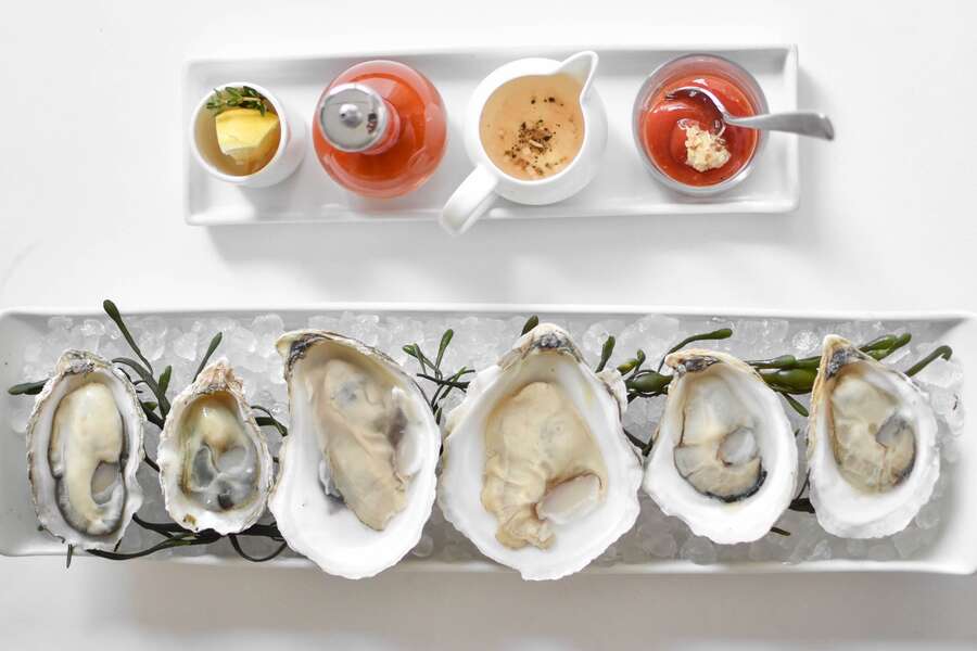 The chinatown restaurant is open until 4 a.m. Best Seafood Restaurants In Boston All The Must Try Dishes To Order Thrillist