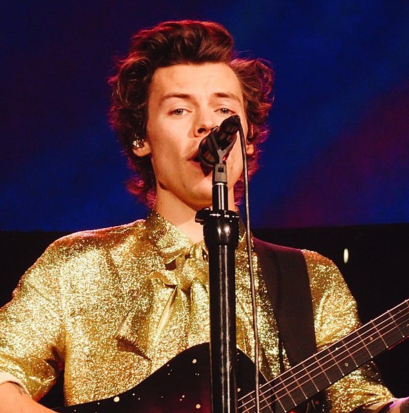 Check out the georgia theatre and fabulous 40 watt club for up and coming acts as well as headliner performances in a variety of genres. Harry Styles Is 27 Here S How People Celebrated Athens Oracle