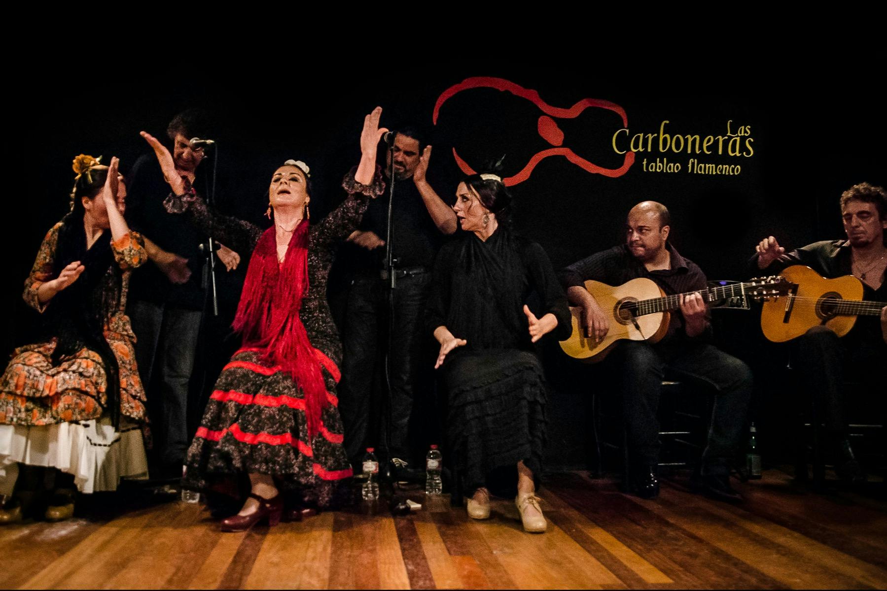 Madrid: Guided Tapas Tasting Tour + Flamenco Show