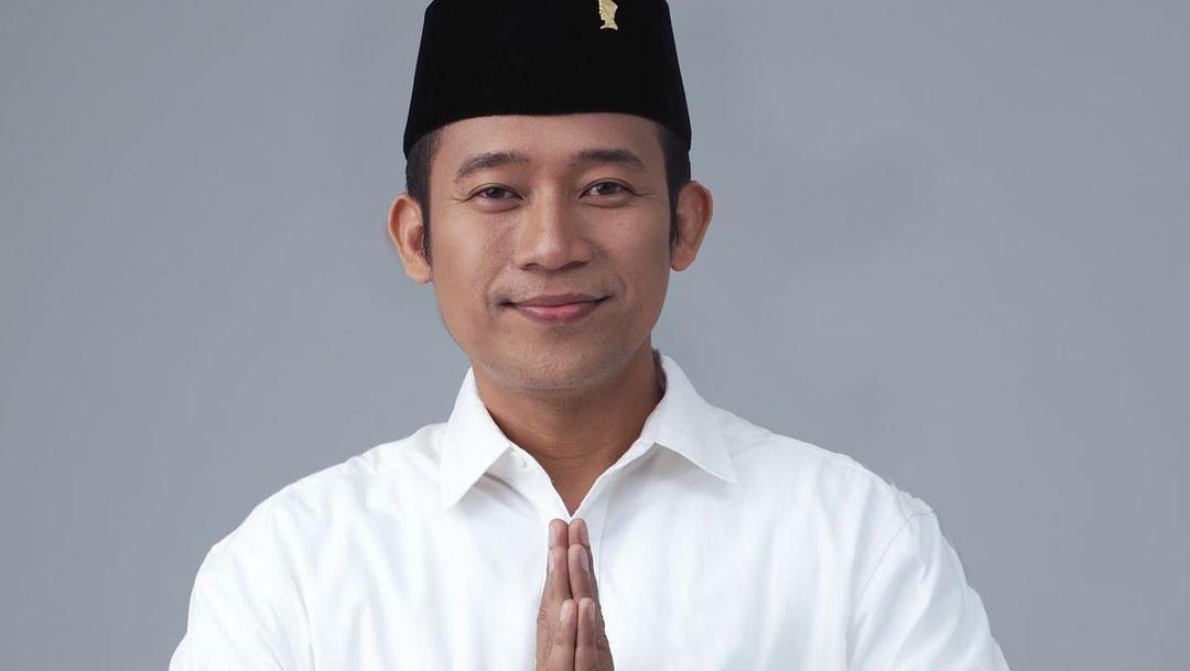 Denny Cagur Merinding Ingat Ucapan Mendiang Ibu Usai Jadi Anggota DPR