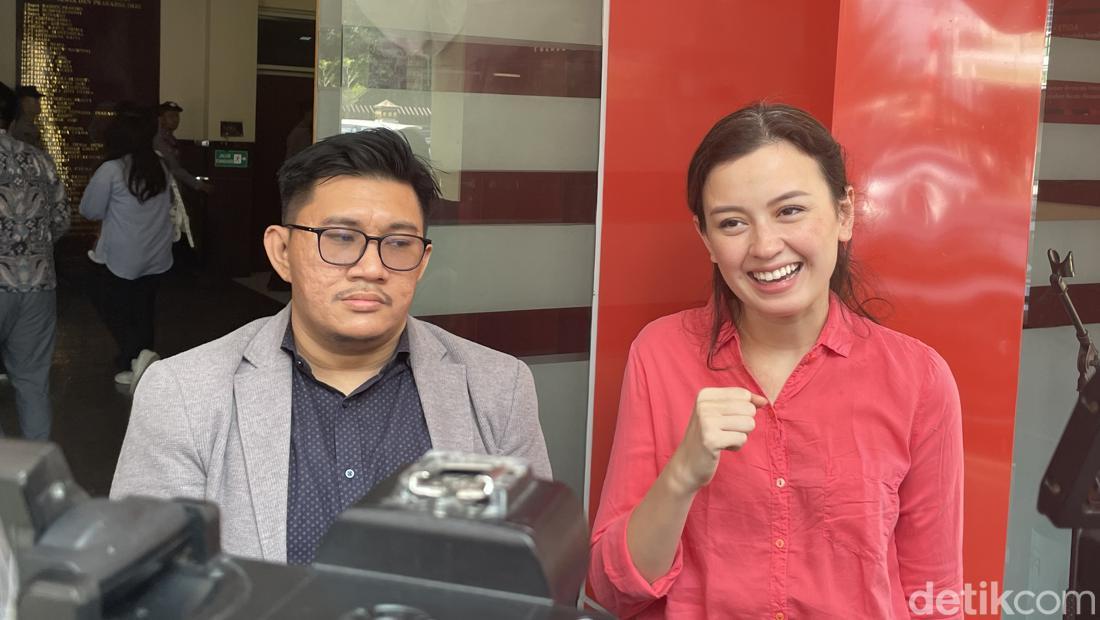 Diputus Cerai, Edward Akbar Wajib Nafkahi 2 Anak Kimberly Ryder Rp 6 Juta