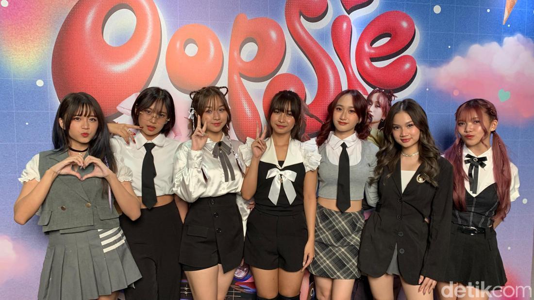 Girlgroup V1RST Hadirkan Nuansa Seksi dan Dewasa di Single Oopsie