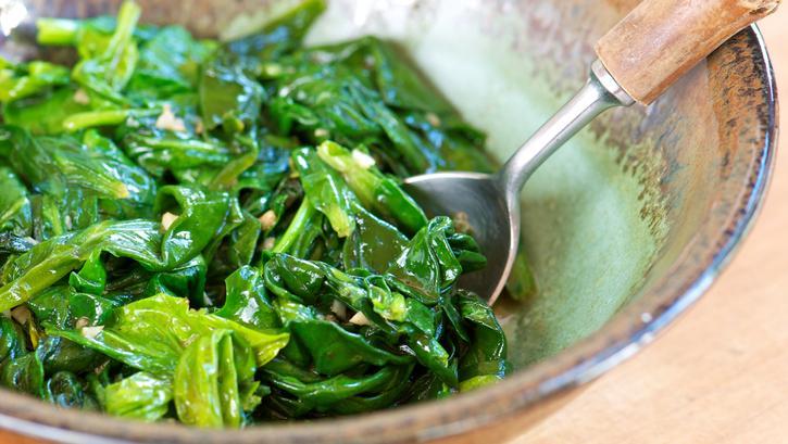 Rahasia Masak Bayam Enak dan Tetap Sehat, Coba 6 Cara Ini